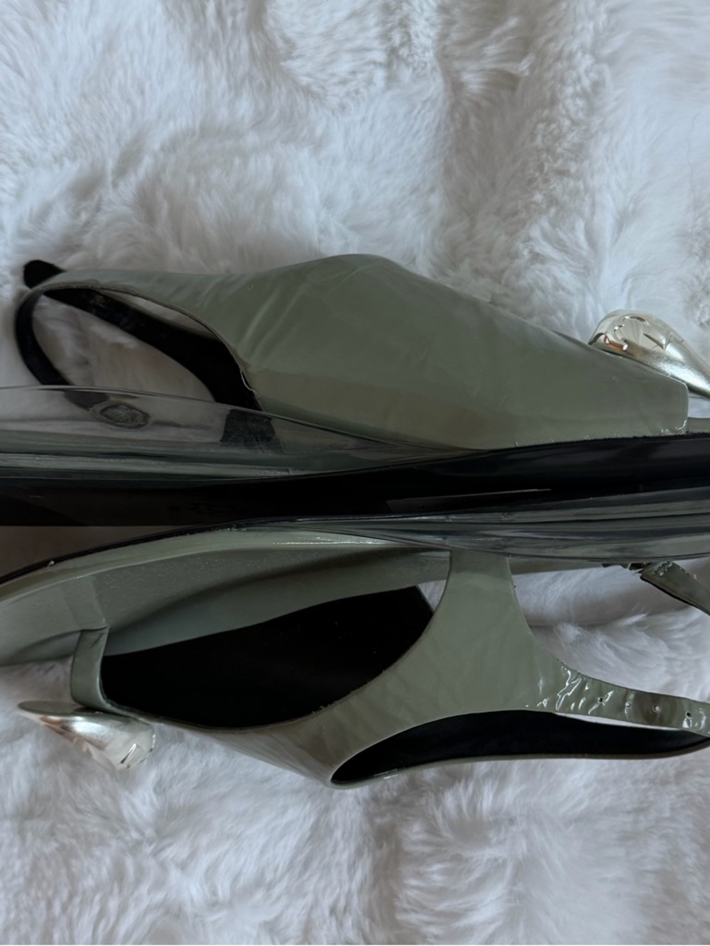 Tory Burch Patos Slingback Sandal
Olive Green Patent leather - Picture 2 of 4